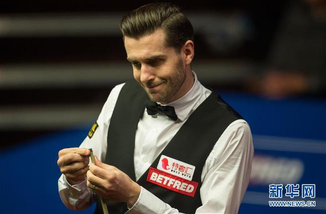 在女子高尔 在女子高尔